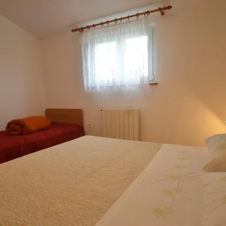 Big Dream 2 アパート ロヴィニ